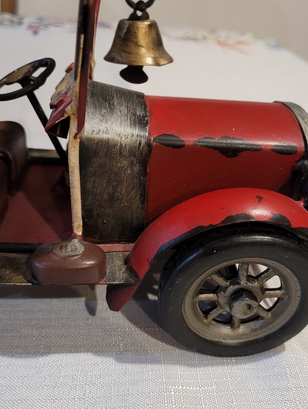 Red Fire Truck Retro Style Metal Handcrafted - Picture 12 of 13